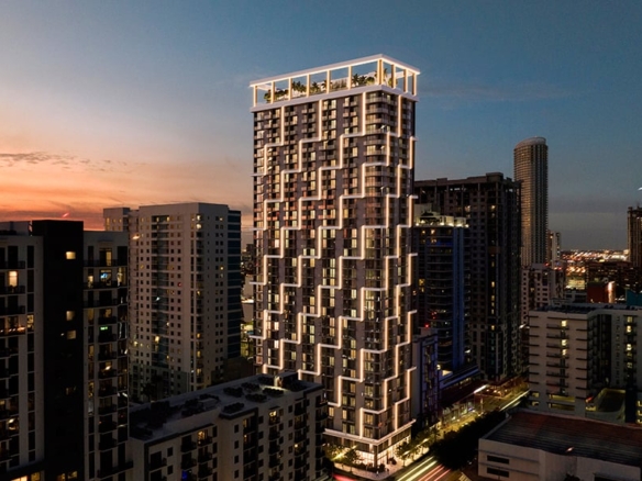 Domus Brickell Center - Sarai Perez Real Estate Agent in Florida