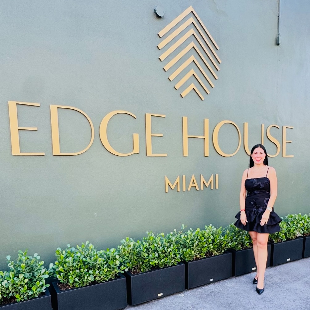 Sarai Perez Realtor Florida - team real estate agents